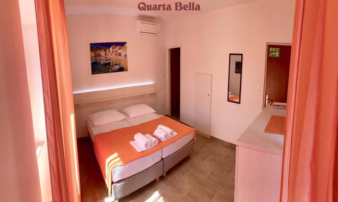 Bella * Stari Grad (Hvar)